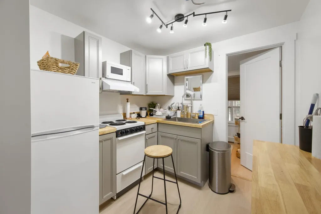 85 Union Street Rockland ME 04841