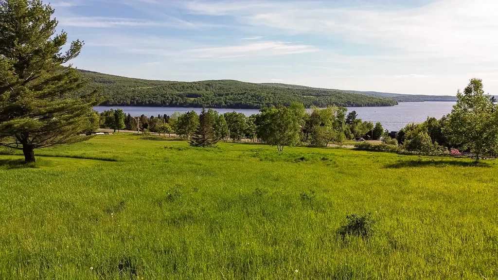 M42L37 2 Kendall Farm Trail Rangeley ME 04970