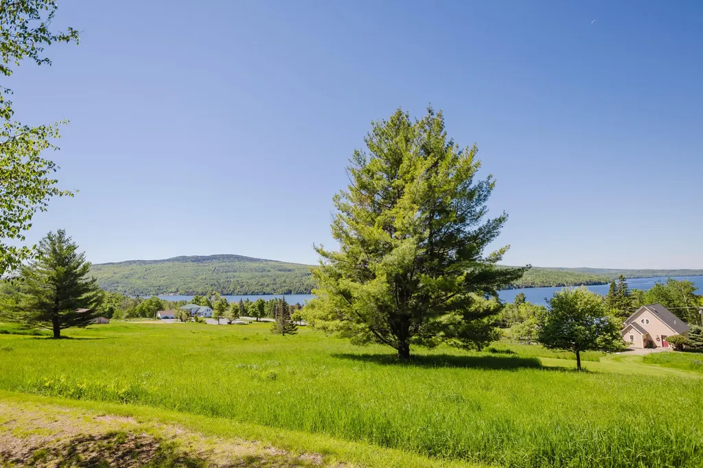 M42L37 2 Kendall Farm Trail Rangeley ME 04970