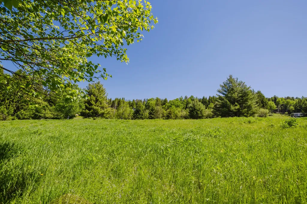 M42L37 2 Kendall Farm Trail Rangeley ME 04970