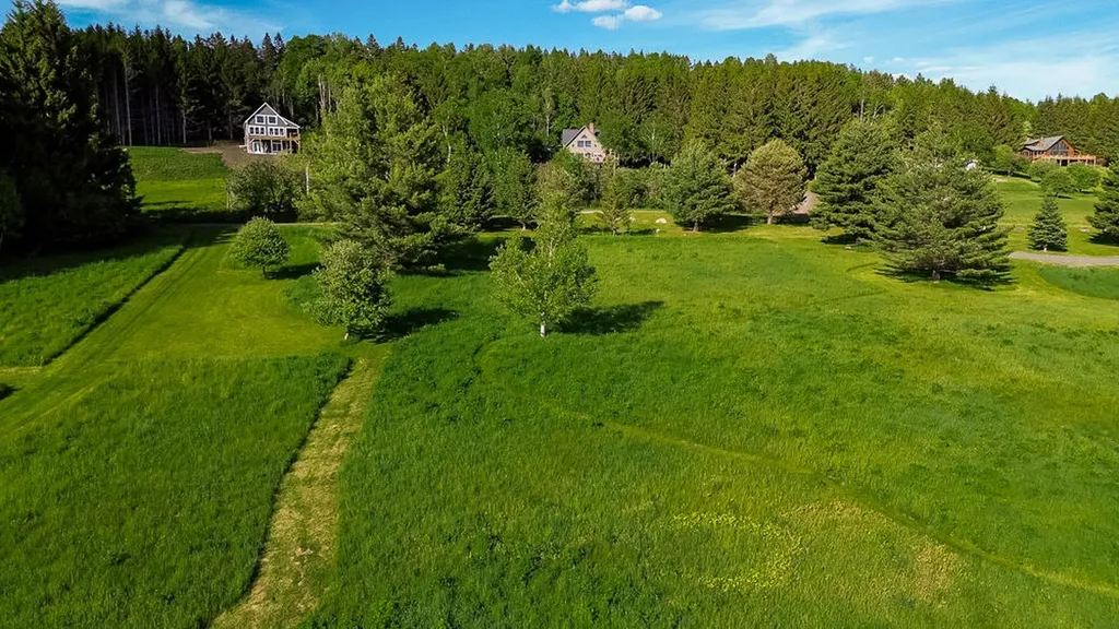 M42L37 2 Kendall Farm Trail Rangeley ME 04970
