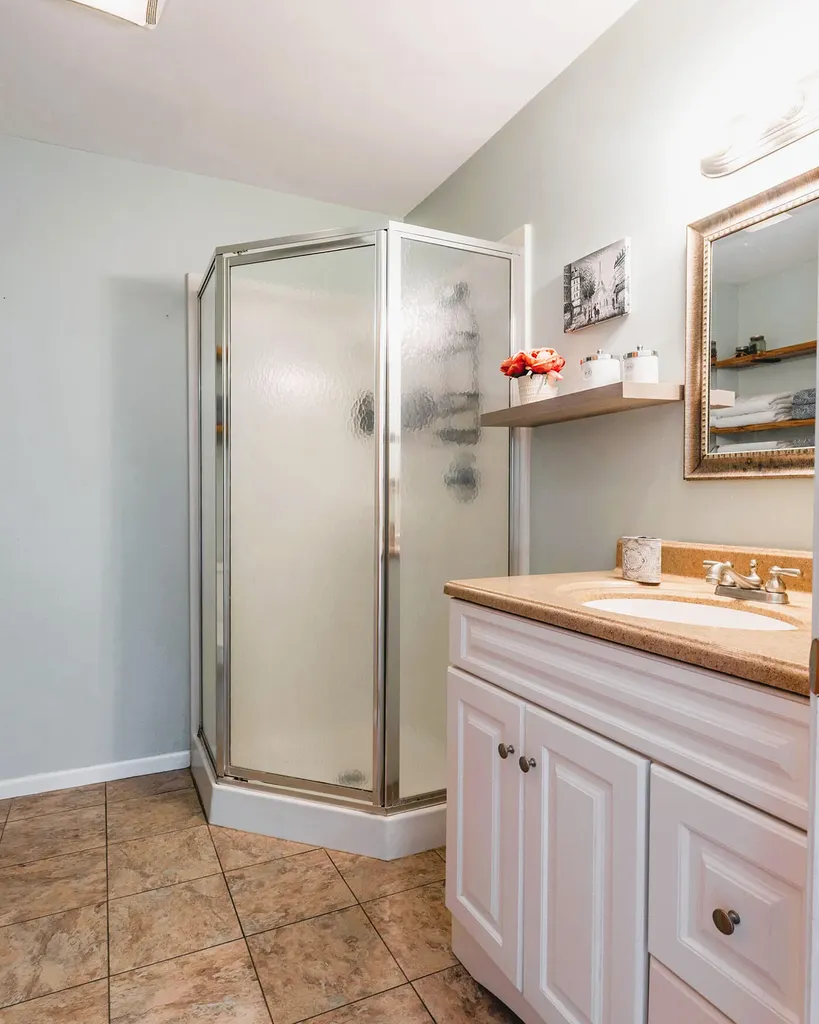 76 Hill Street South Thomaston ME 04858