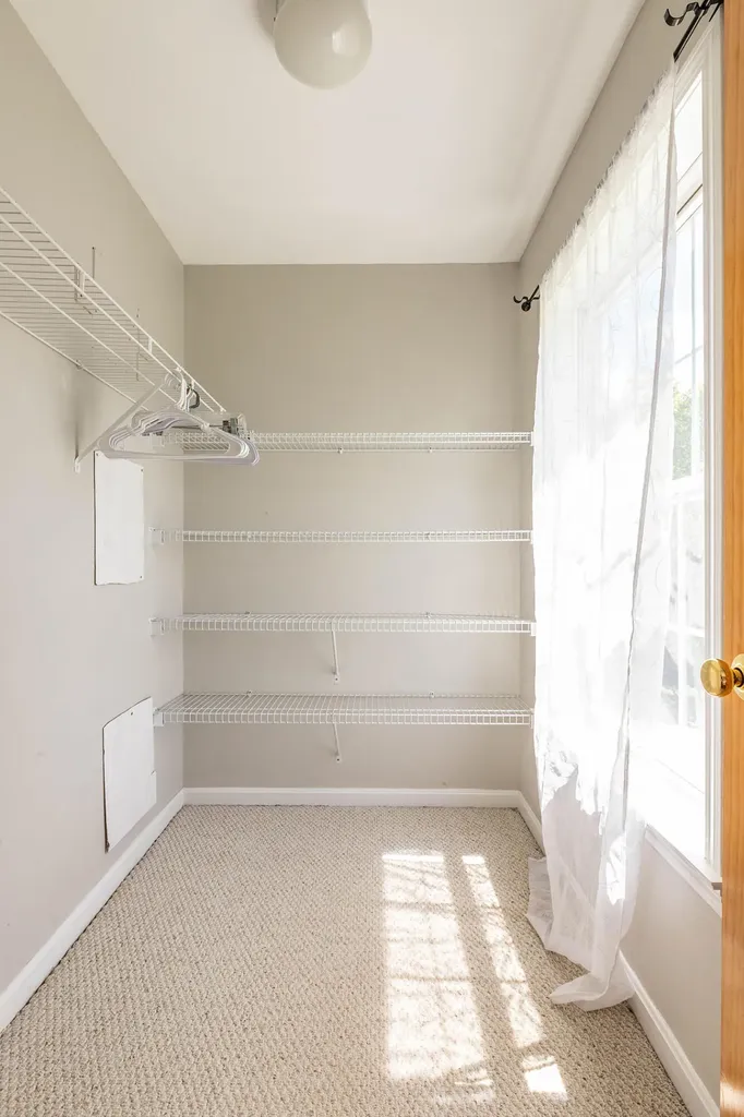 76 Hill Street South Thomaston ME 04858