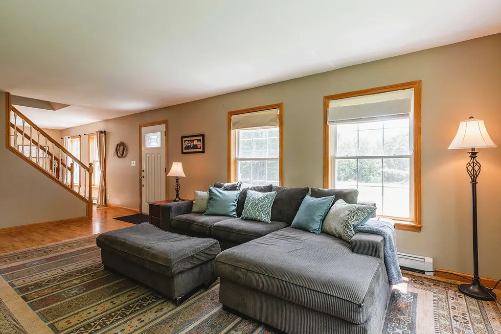 76 Hill Street South Thomaston ME 04858