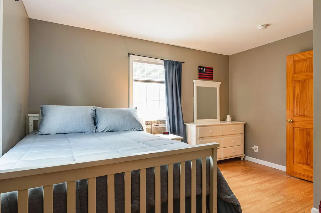 76 Hill Street South Thomaston ME 04858