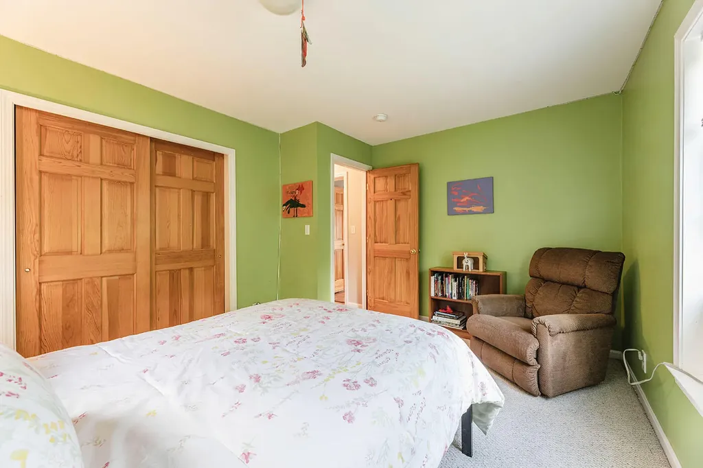 76 Hill Street South Thomaston ME 04858