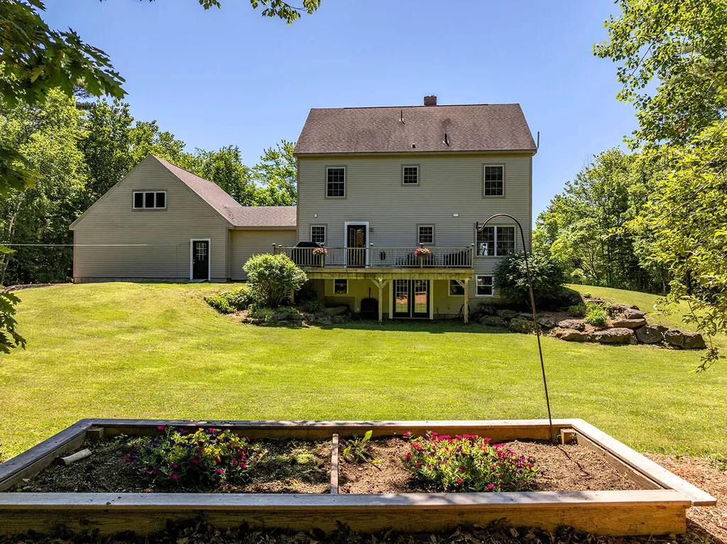76 Hill Street South Thomaston ME 04858