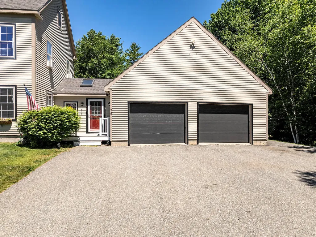 76 Hill Street South Thomaston ME 04858
