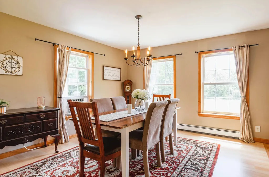 76 Hill Street South Thomaston ME 04858