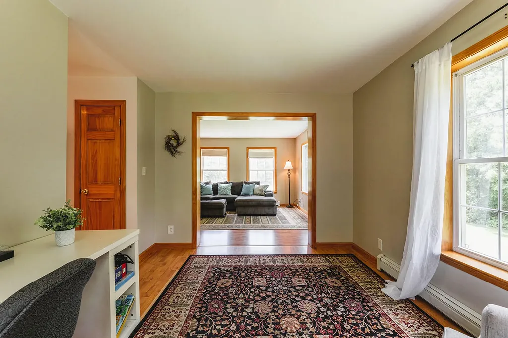 76 Hill Street South Thomaston ME 04858