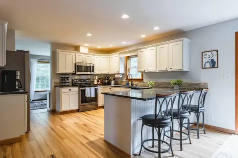 76 Hill Street South Thomaston ME 04858