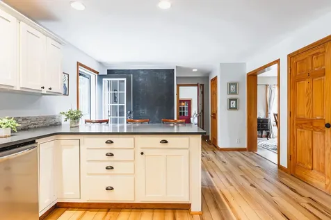 76 Hill Street South Thomaston ME 04858