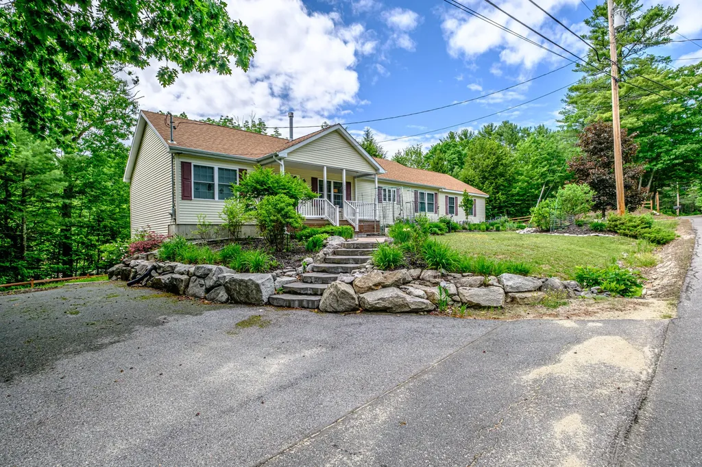 248 Hooper Ledge Road Paris ME 04281
