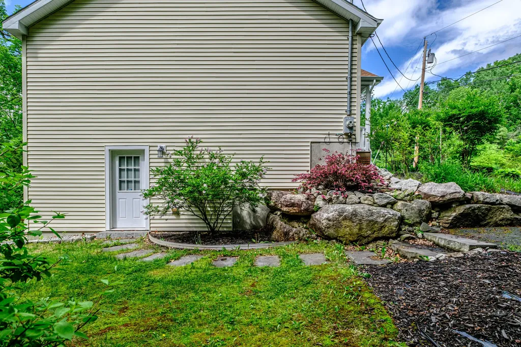 248 Hooper Ledge Road Paris ME 04281