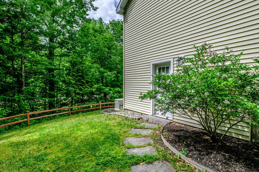 248 Hooper Ledge Road Paris ME 04281