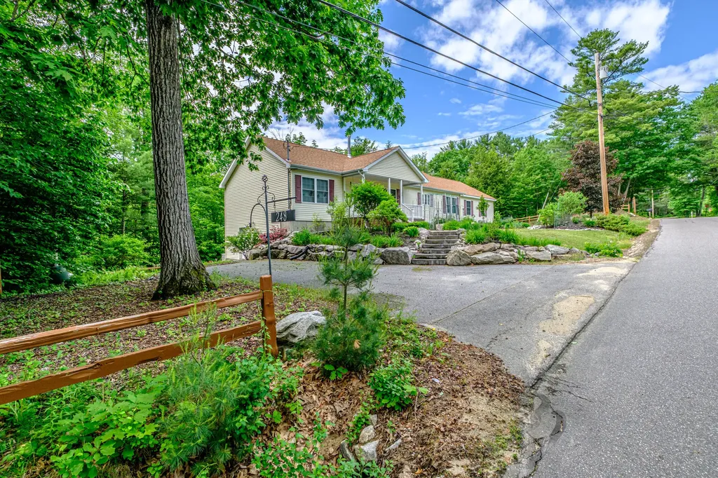 248 Hooper Ledge Road Paris ME 04281