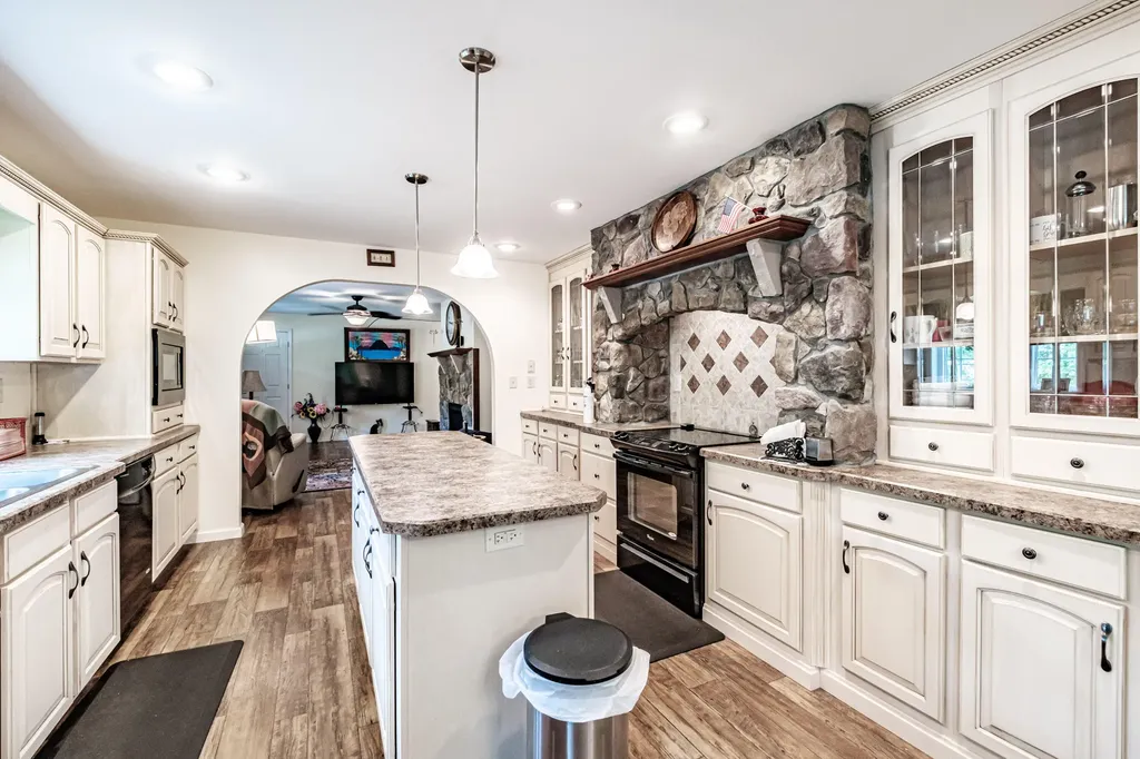 248 Hooper Ledge Road Paris ME 04281