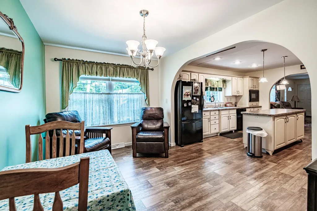 248 Hooper Ledge Road Paris ME 04281