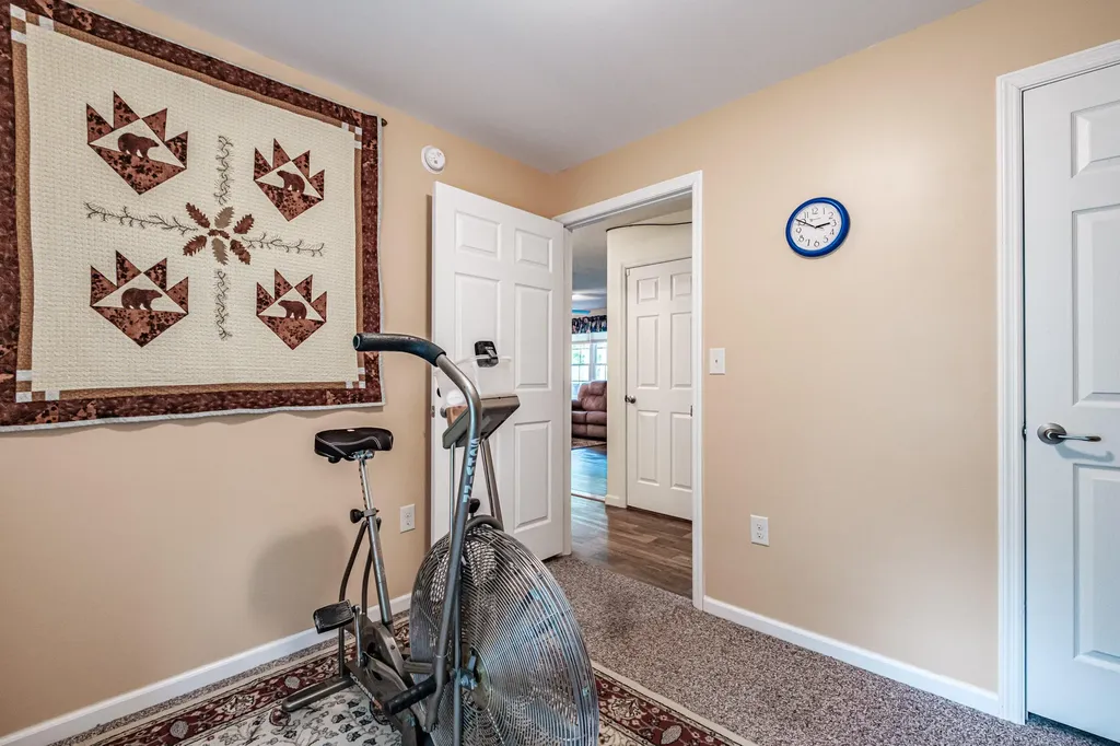 248 Hooper Ledge Road Paris ME 04281