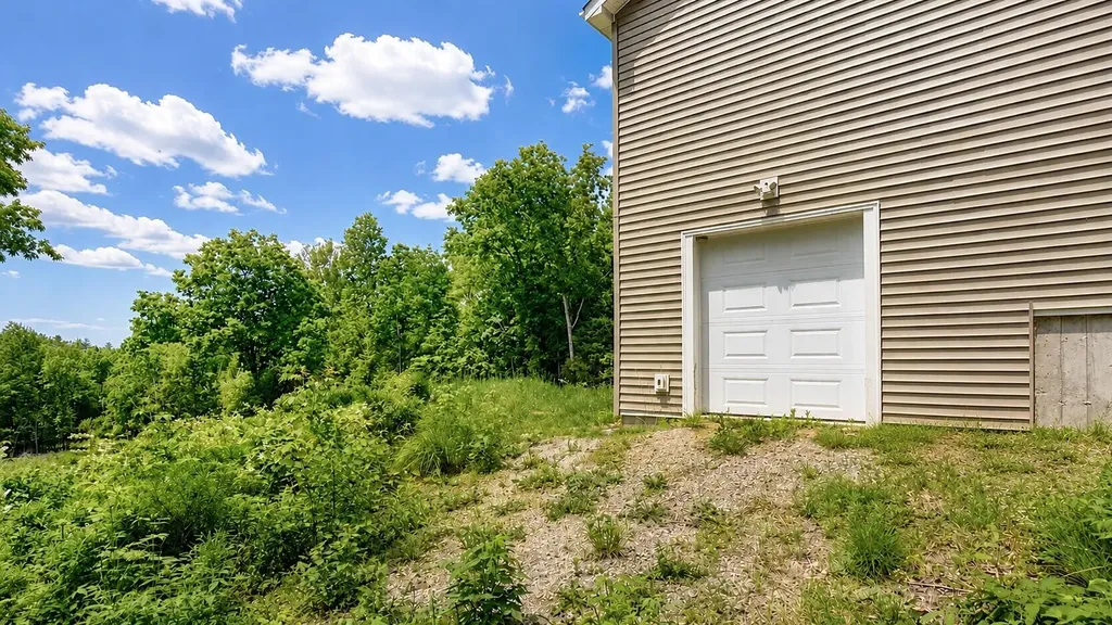 42 Hobbs Hill Lane Harrison ME 04040