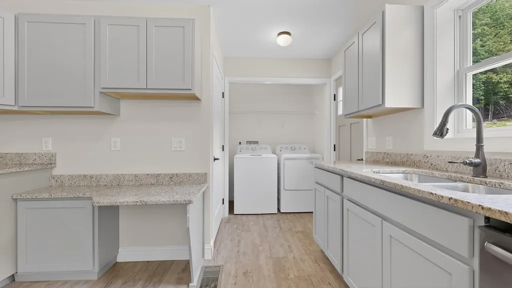 42 Hobbs Hill Lane Harrison ME 04040