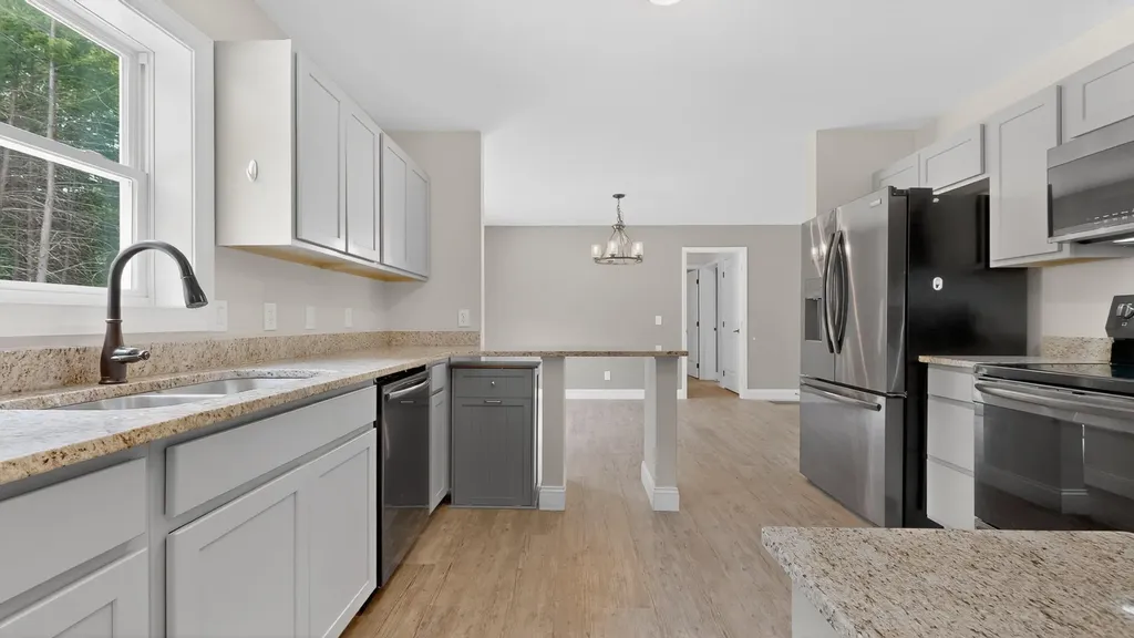 42 Hobbs Hill Lane Harrison ME 04040