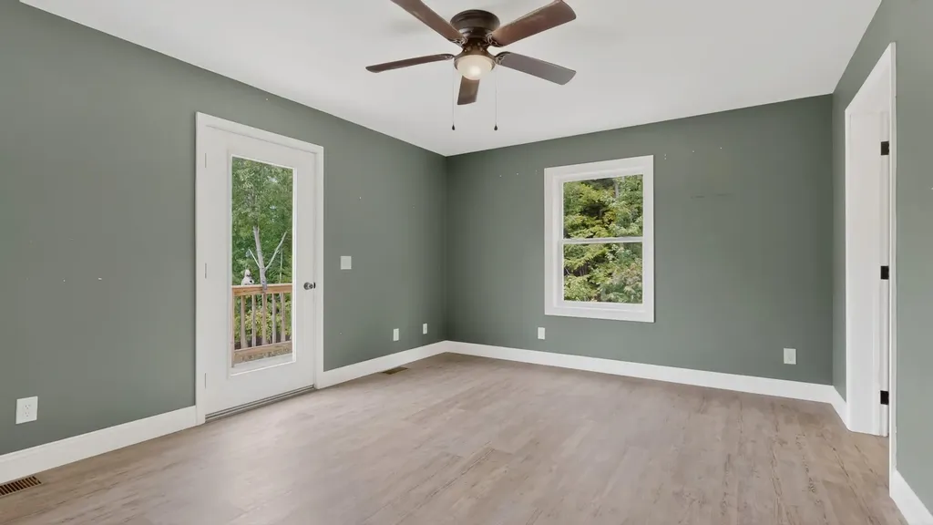 42 Hobbs Hill Lane Harrison ME 04040