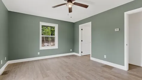 42 Hobbs Hill Lane Harrison ME 04040