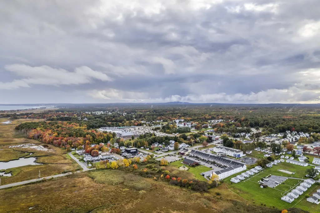 60 Mile Road Wells ME 04090