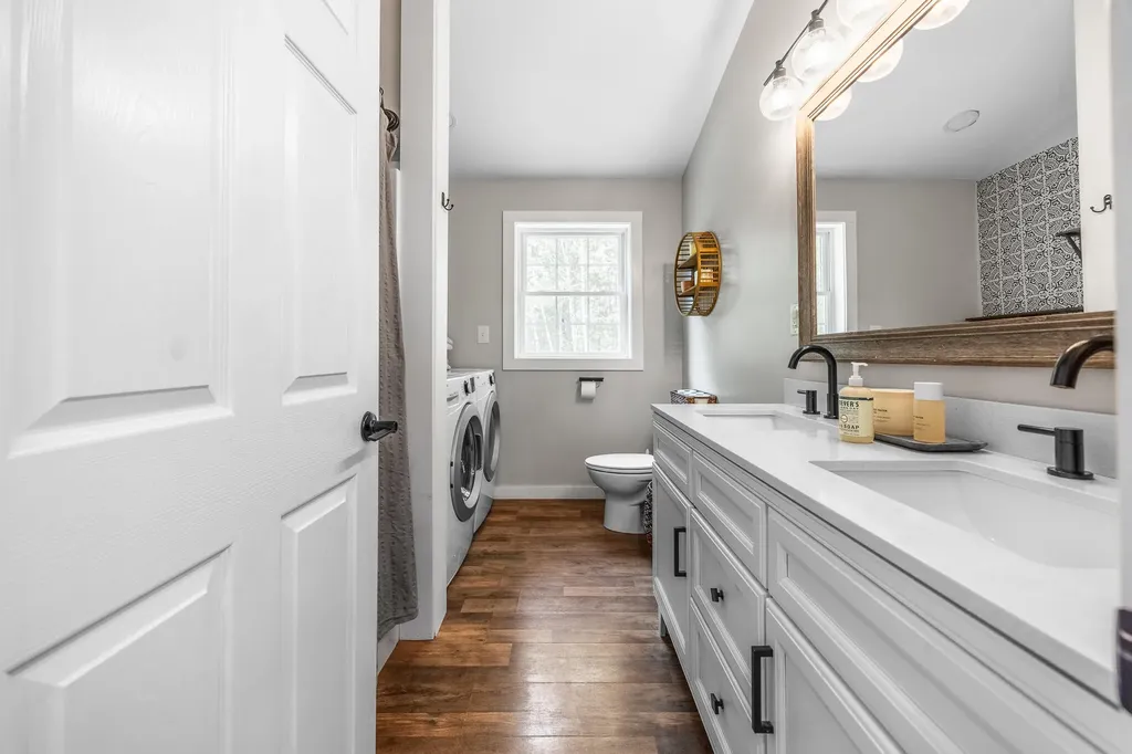 18 Brassua Lane Orrington ME 04474