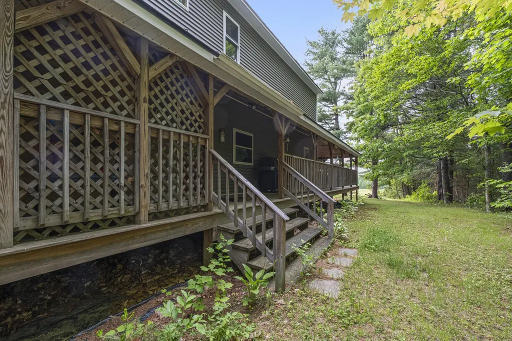 21 Burns Drive Clinton ME 04927