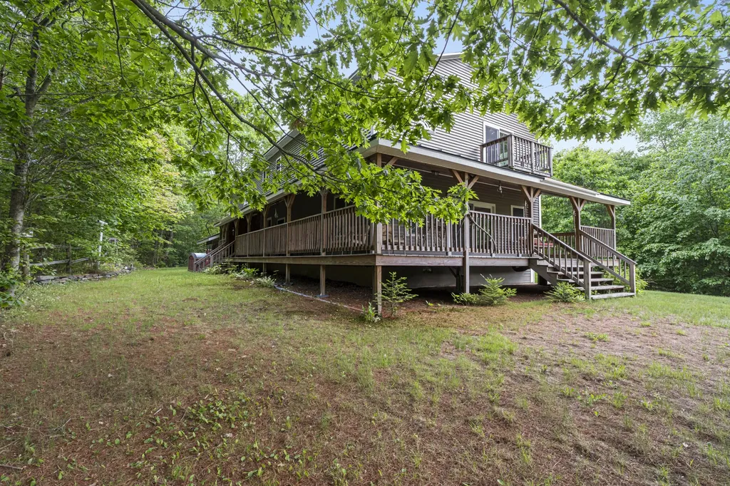 21 Burns Drive Clinton ME 04927