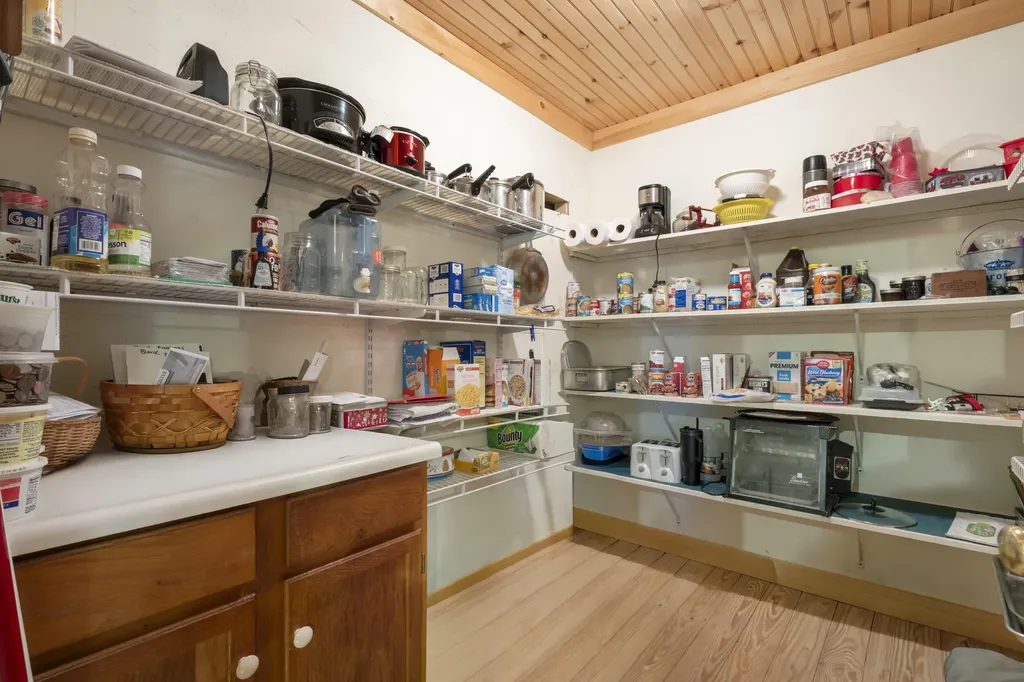 21 Burns Drive Clinton ME 04927
