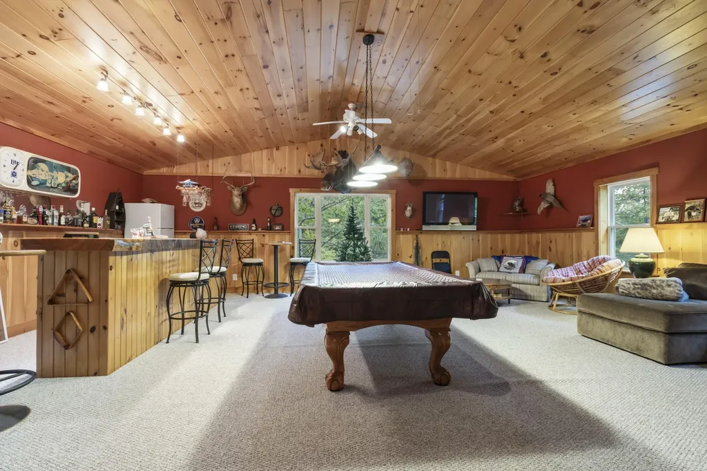 21 Burns Drive Clinton ME 04927