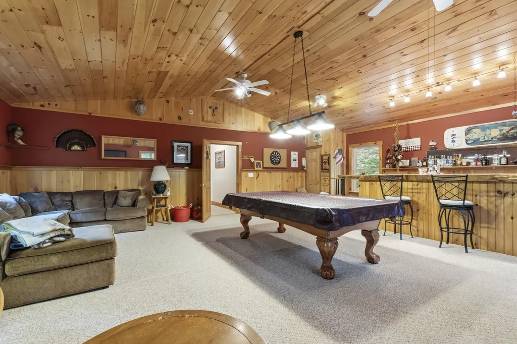 21 Burns Drive Clinton ME 04927