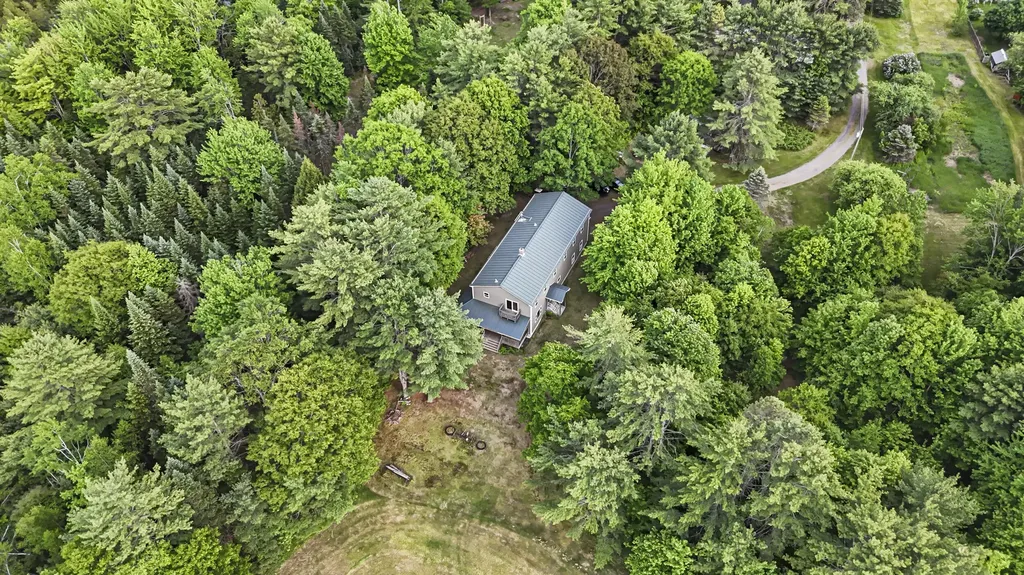 21 Burns Drive Clinton ME 04927