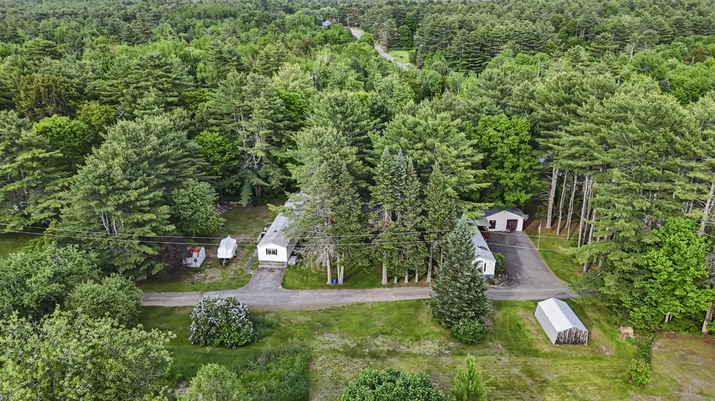 21 Burns Drive Clinton ME 04927