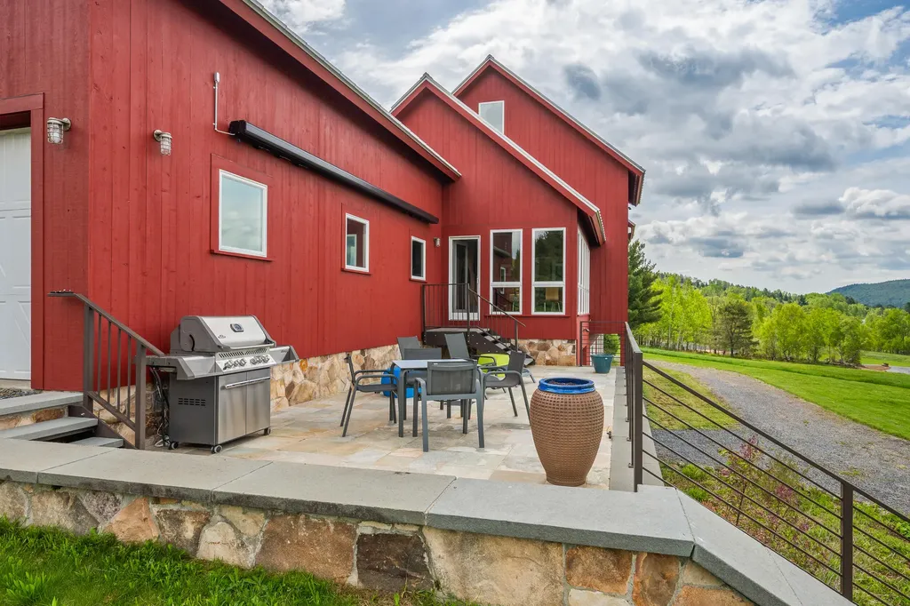 39 Kendall Farm Trail Rangeley ME 04970