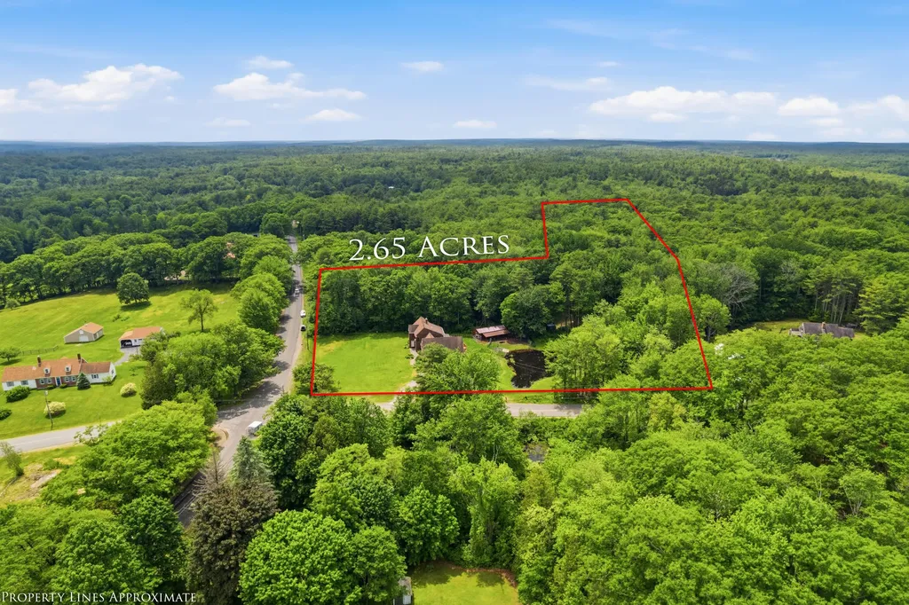 320 Lowelltown Road Wiscasset ME 04578