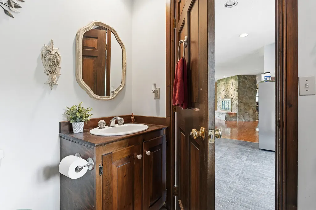 320 Lowelltown Road Wiscasset ME 04578