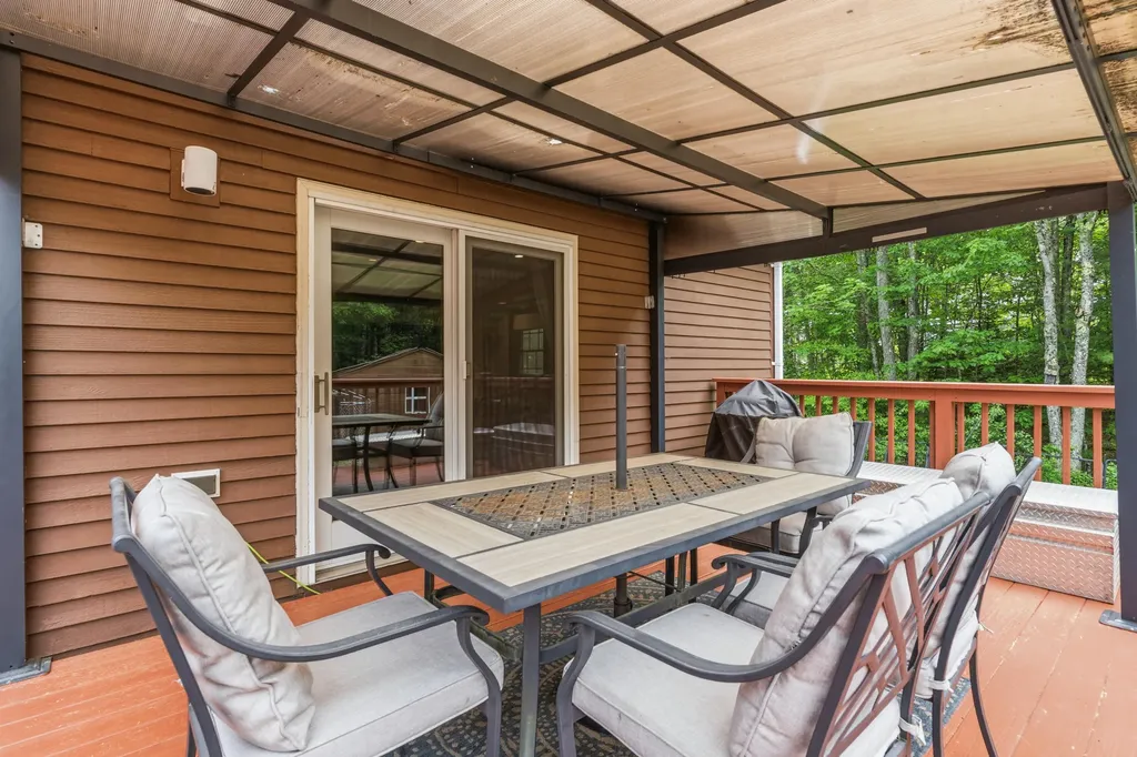 320 Lowelltown Road Wiscasset ME 04578