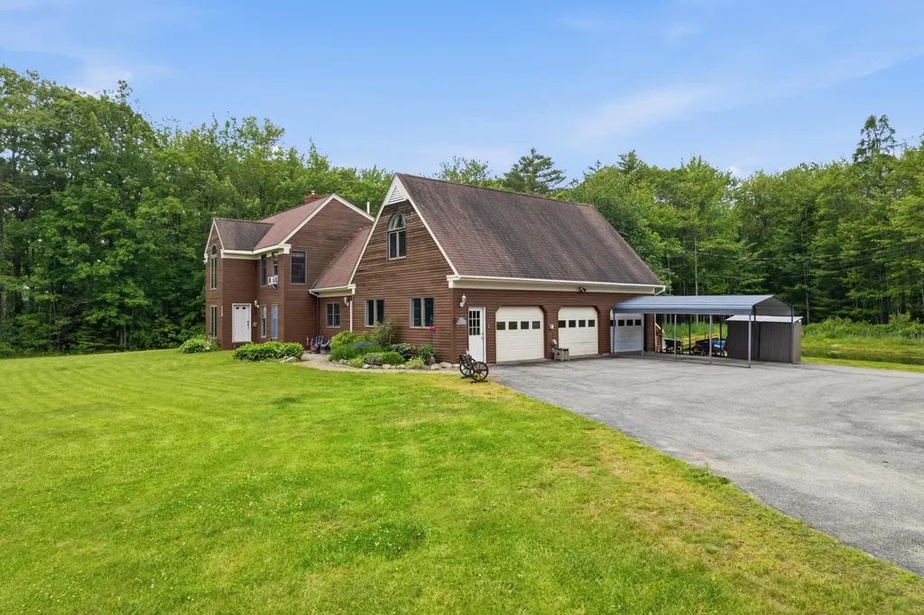 320 Lowelltown Road Wiscasset ME 04578