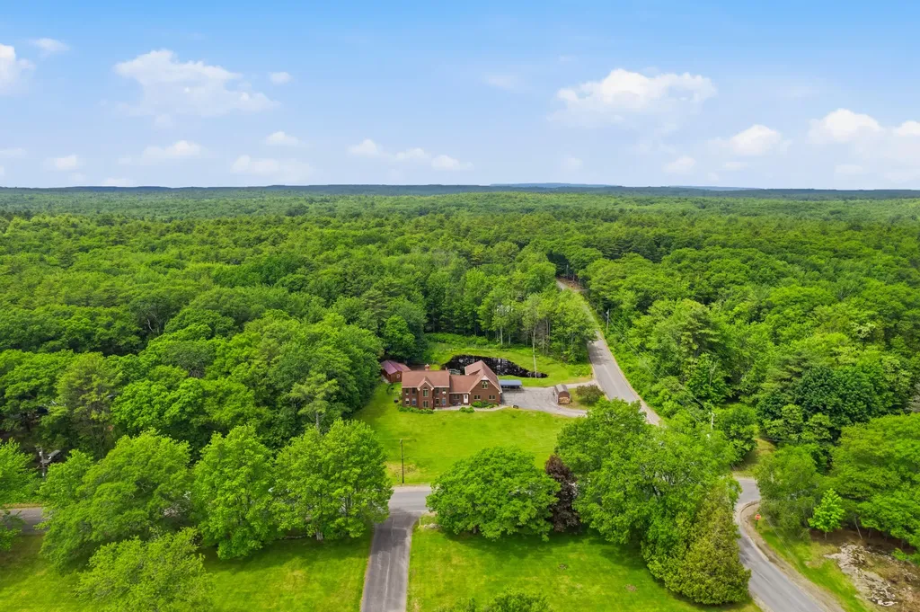 320 Lowelltown Road Wiscasset ME 04578