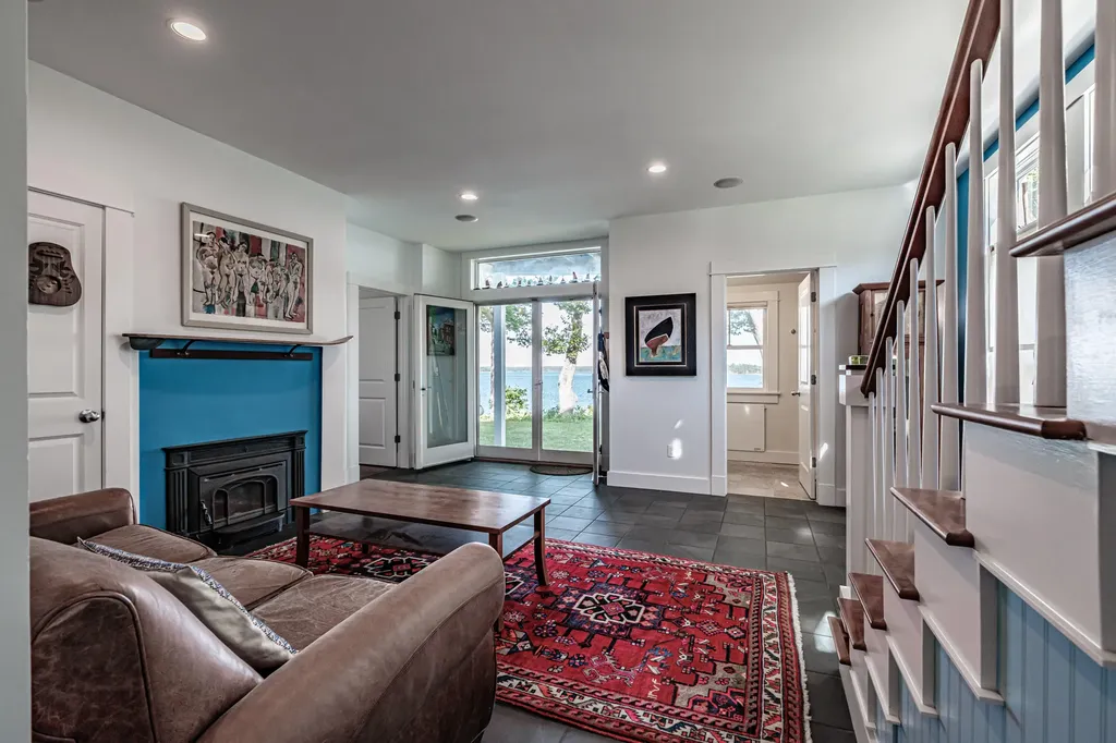 86 Maquoit Drive Freeport ME 04032