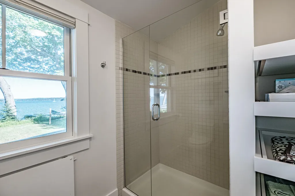 86 Maquoit Drive Freeport ME 04032