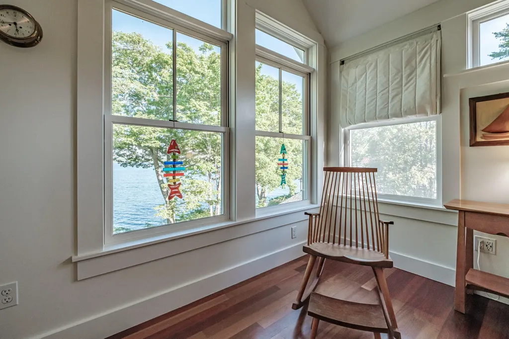 86 Maquoit Drive Freeport ME 04032