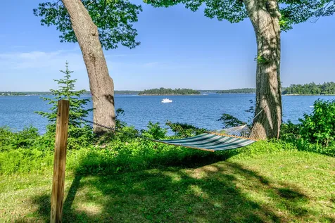 86 Maquoit Drive Freeport ME 04032