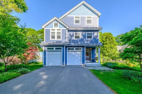 86 Maquoit Drive Freeport ME 04032