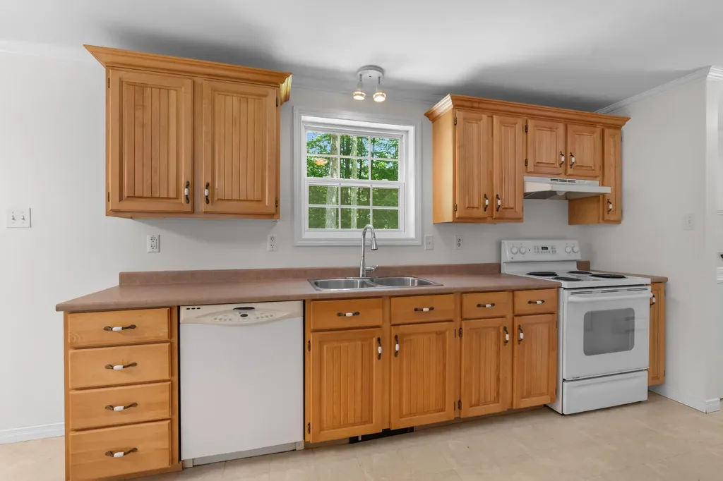 29 Watson Hill Road Limerick ME 04048