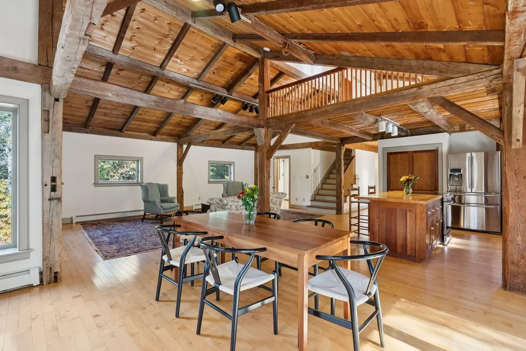 136 Bethel Point Road Harpswell ME 04079